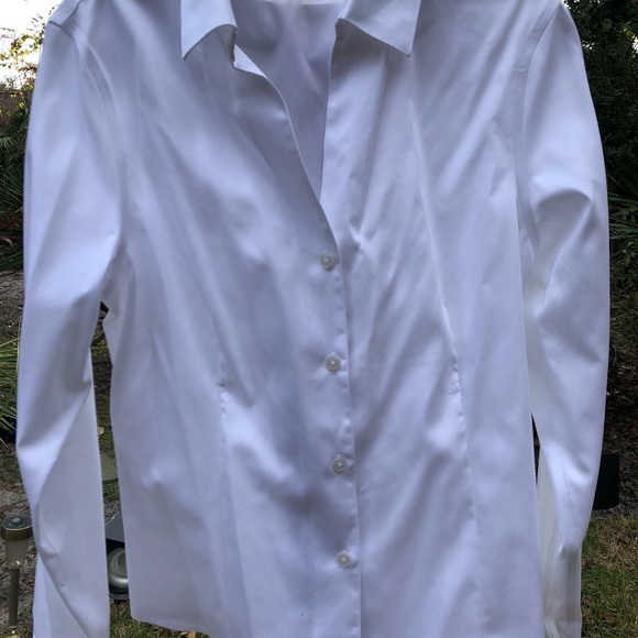 Anne Klein white collared bottom down long sleeve - Picture 3 of 4
